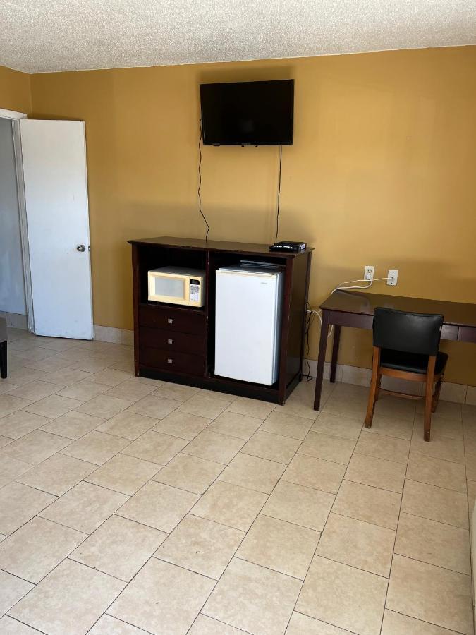 Budget Inn Decatur Priceville מראה חיצוני תמונה