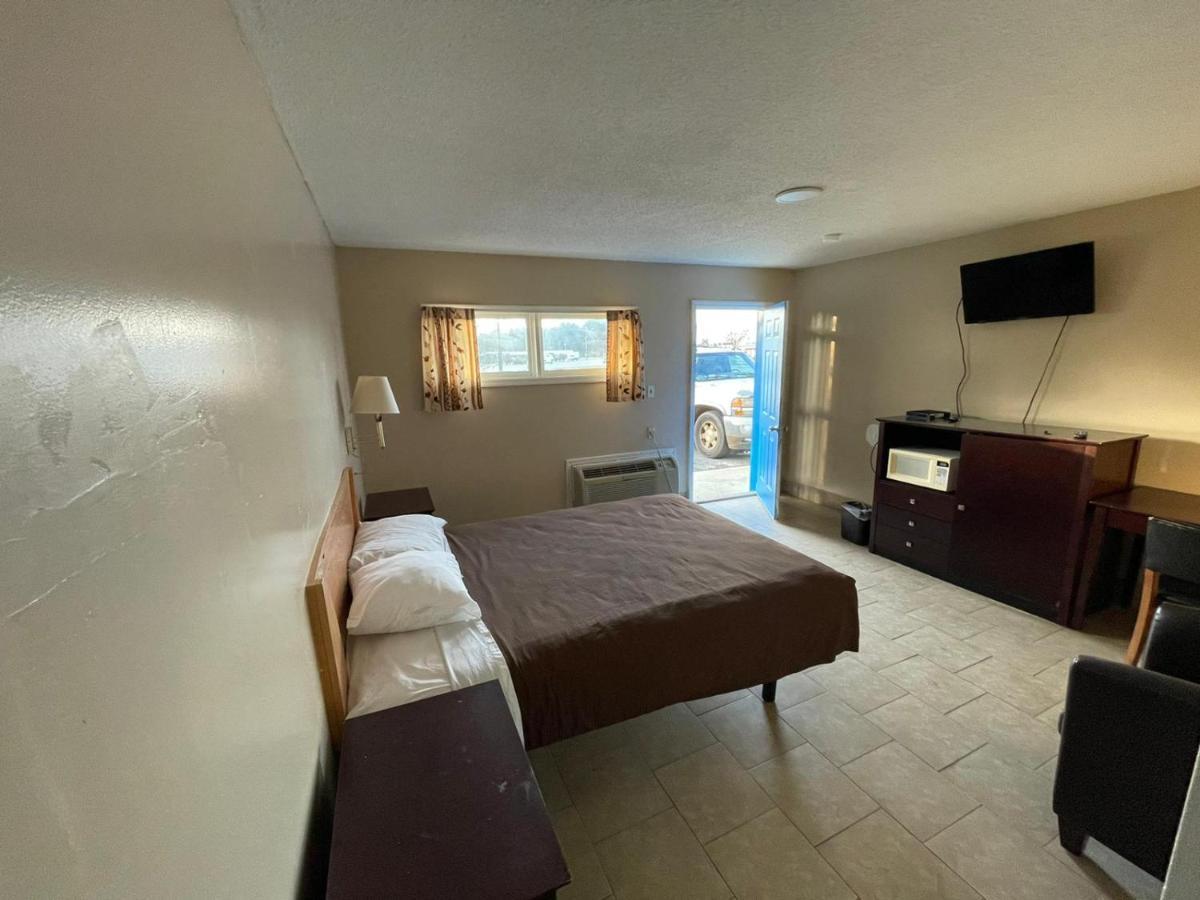 Budget Inn Decatur Priceville מראה חיצוני תמונה