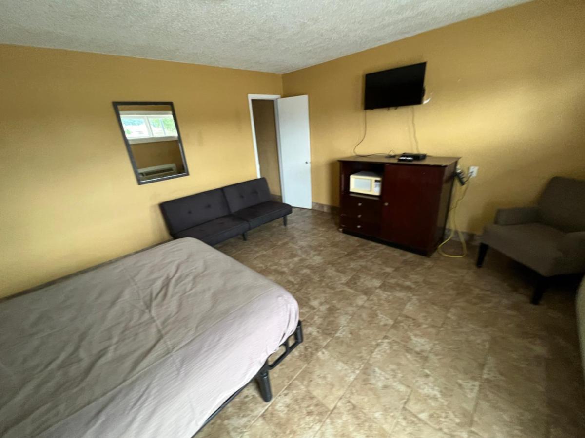 Budget Inn Decatur Priceville מראה חיצוני תמונה